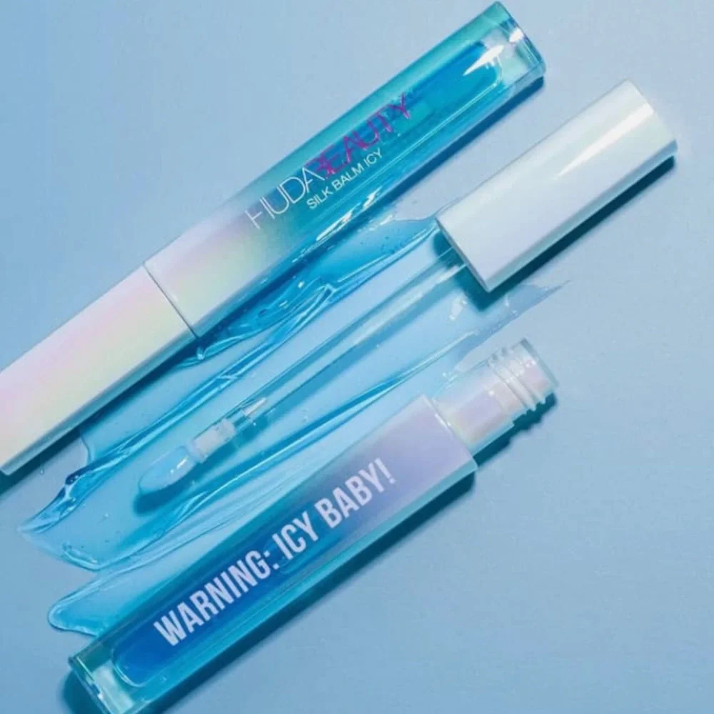♣️🍭Huda Beauty Silk Balm Icy Lip Plumper